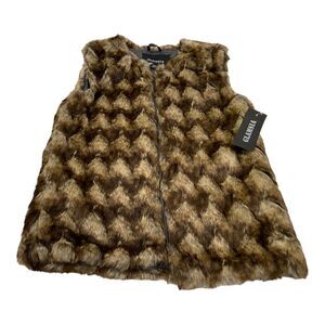 NWT GLAMSIA Small Faux Fur Vest